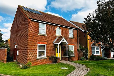 4 bedroom detached house for sale, Tawny Owl Close, Grimsby DN36