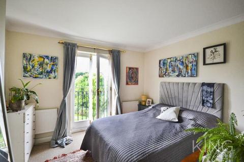 49 Darwin Close, Medbourne, Milton Keynes, MK5 6FF