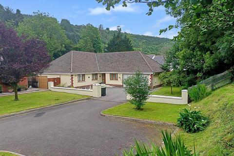 5 bedroom detached bungalow for sale, Belle Vue Close, Cwmduad, Carmarthen, Carmarathenshire, SA33 6XT