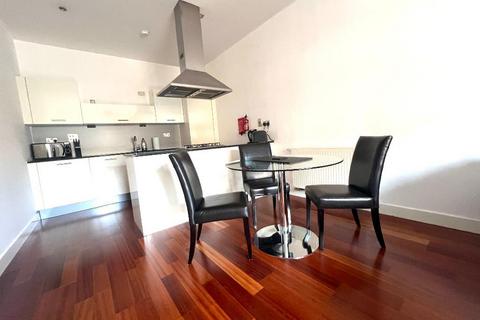 1 bedroom flat for sale, 140 Ingram Street, Merchant City, Glasgow, G1 1EJ