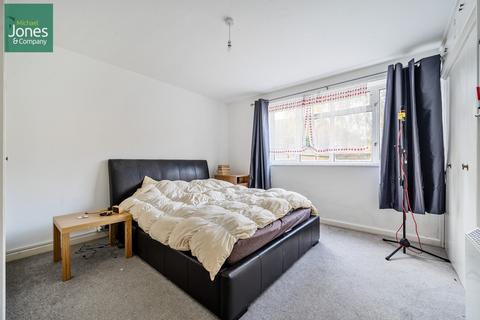 2 bedroom flat to rent, Furzedown, Littlehampton, West Sussex, BN17