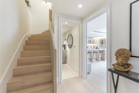 undefined, Fitzroy Walk, Fitzrovia, London, W1T