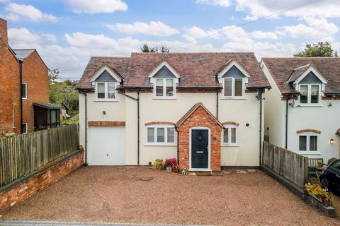 4 bedroom detached house for sale, Dodford Road, Bromsgrove B61