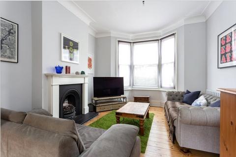 4 bedroom terraced house for sale, Solon Road, London