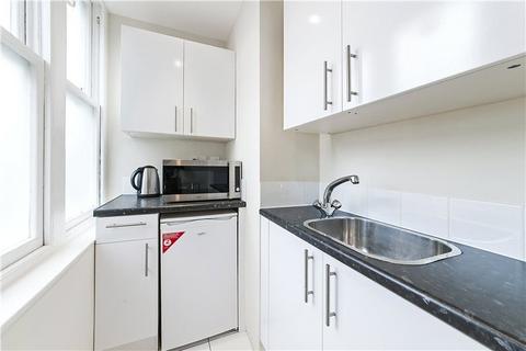 1 bedroom apartment to rent, Hill Street, London, Flat 48, 39 Hill Stree, W1J