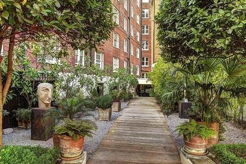 1 bedroom apartment to rent, Hill Street, London, Flat 48, 39 Hill Stree, W1J