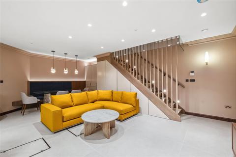 3 bedroom end of terrace house for sale, Queens Mews, London, W2