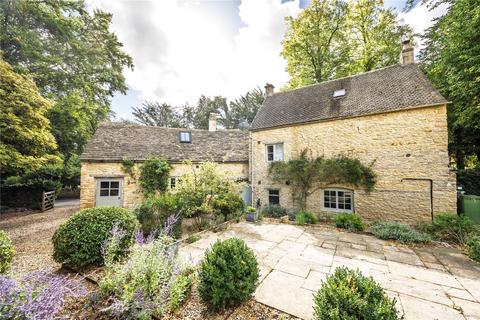 undefined, Upper Slaughter, Cheltenham, Gloucestershire, GL54