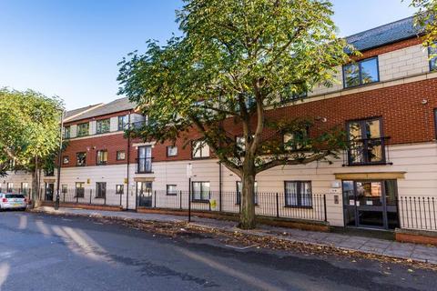 2 bedroom flat to rent, N7