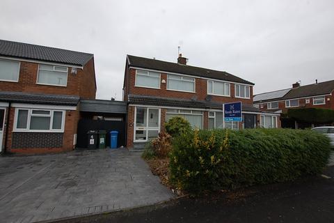 3 bedroom semi-detached house for sale, Whernside Avenue, Greater Manchester OL6