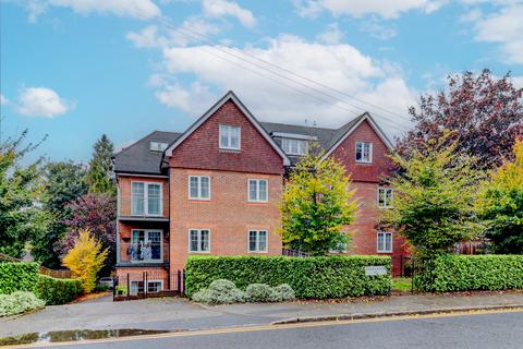 2 bedroom apartment for sale, West Wycombe Road, Buckinghamshire HP12