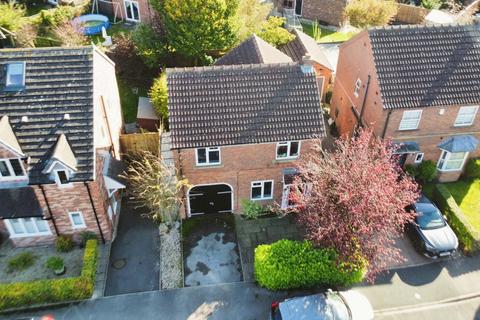 3 bedroom detached house for sale, Chatsworth Avenue, York YO32