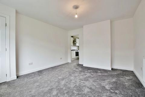 4 bedroom terraced house for sale, Shaftesbury Gardens, Manchester M41