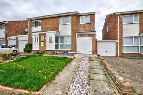 3 bedroom semi-detached house for sale, Burnham Avenue, Tyne and Wear NE15