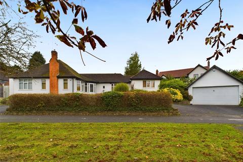 3 bedroom bungalow for sale, Wollaton Vale, Nottinghamshire NG8