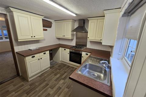 2 bedroom house to rent, The Green, Hampshire PO9