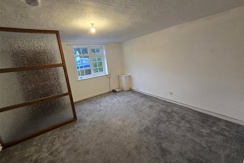 2 bedroom house to rent, The Green, Hampshire PO9