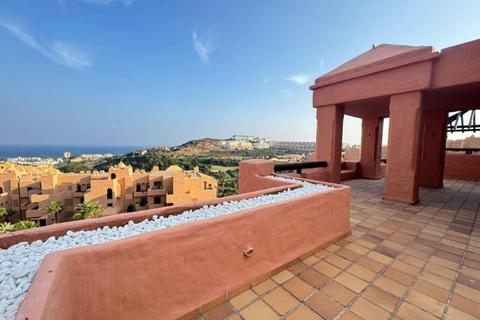 3 bedroom apartment, La Duquesa, Malaga, Spain