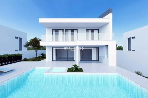4 bedroom townhouse, Algoz,  Algarve, Portugal