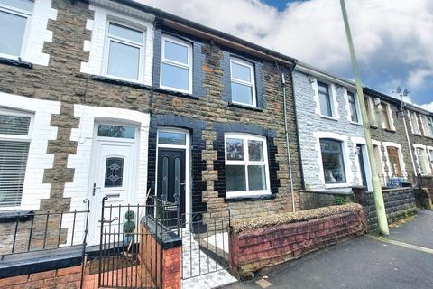 3 bedroom terraced house to rent, The Parade, Ferndale, CF43