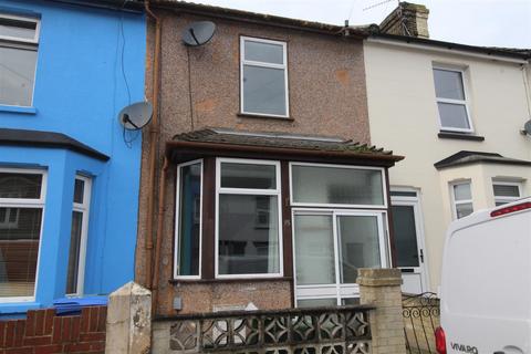 2 bedroom terraced house for sale, Harold Street, Queenborough