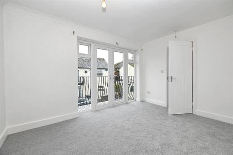 4 bedroom terraced house for sale, Commercial Road, Eastbourne