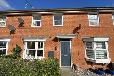 3 bedroom terraced house for sale, Curlew Drive, Chippenham