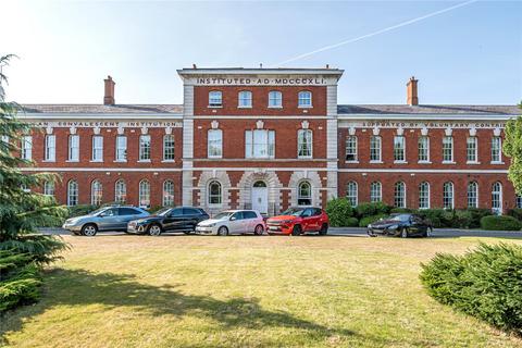 1 bedroom flat for sale, Ellesmere Place, Walton-On-Thames, KT12