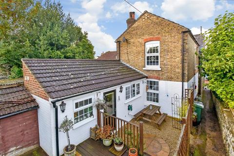 2 bedroom terraced house for sale, Albert Street, Maidstone, Kent