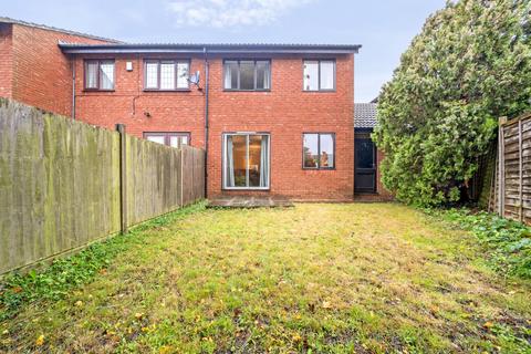 28 Regency Drive, Ruislip, HA4 7EB