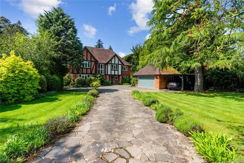 5 bedroom detached house for sale, Park Grove, Little Chalfont, Buckinghamshire, HP8