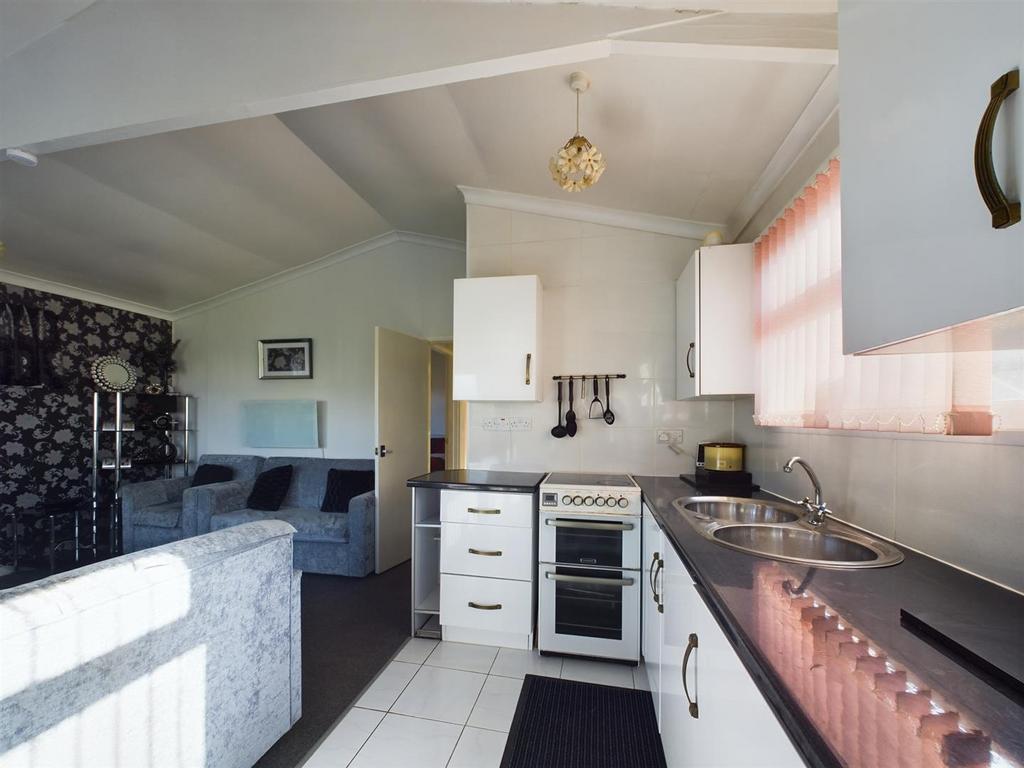 Open Plan Kitchen/Reception Room