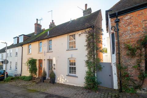 3 bedroom end of terrace house for sale, Cullings Hill, Elham