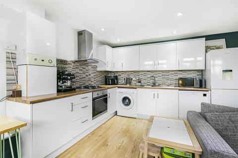 Apartment 5, 34 - 38 Lind Road, Sutton, SM1 4PL