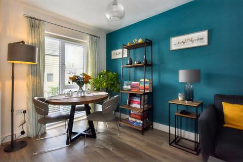 8 Maple Street, Bristol, BS14 0GB