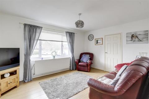 3 bedroom semi-detached house for sale, Barbara Square, Hucknall NG15