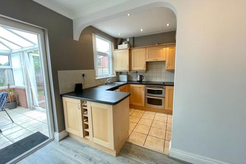 30 Bramley Croft, Shirley, Solihull, B90 3EJ