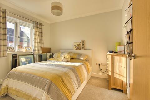 113 Grove Gate, Staplegrove, Taunton, TA2 6DE