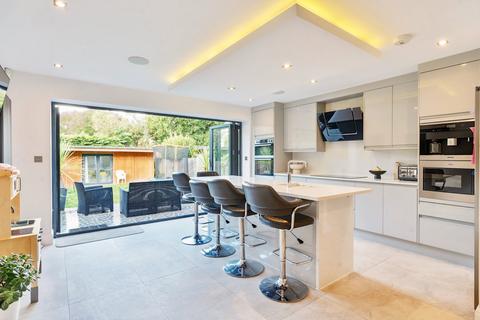 3 bedroom semi-detached house for sale, Gillmans Road, Orpington