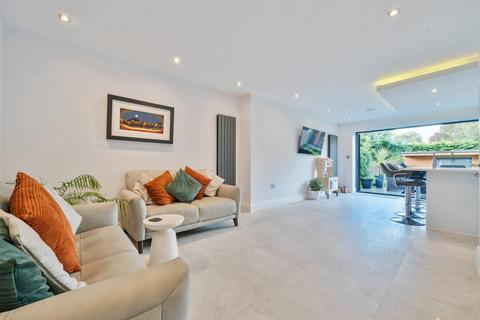 3 bedroom semi-detached house for sale, Gillmans Road, Orpington