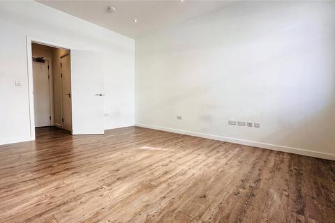 1 bedroom duplex for sale, London Road, Surrey TW18