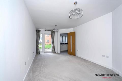 1 bedroom apartment for sale, Oakhill Place, High View, Bedford, Bedfordshire, MK41 8FB