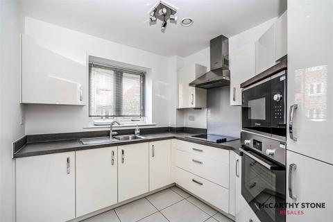 1 bedroom apartment for sale, Oakhill Place, High View, Bedford, Bedfordshire, MK41 8FB