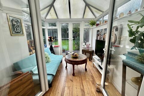 37 Fallowfield Avenue, Hall Green, Birmingham, B28 0NN