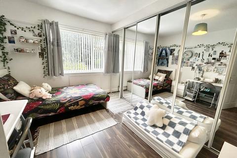 37 Fallowfield Avenue, Hall Green, Birmingham, B28 0NN