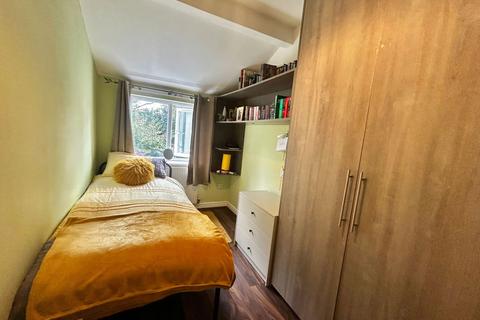 37 Fallowfield Avenue, Hall Green, Birmingham, B28 0NN