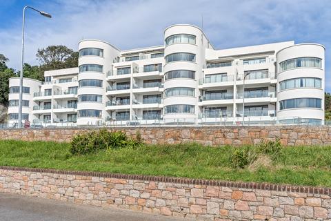 2 bedroom flat for sale, La Route De St. Aubin, St Helier, Jersey. JE2 3PZ