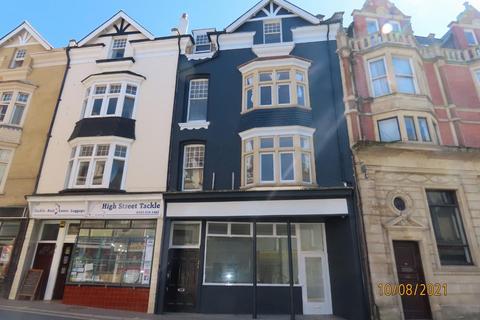 3 bedroom flat to rent, High Street, Ilfracombe, EX34