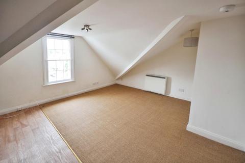 Flat 5, 17 Richmond Road, Exeter, EX4 4JA