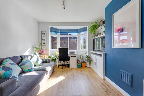 16 Ridgemount Close, London, SE20 8NJ